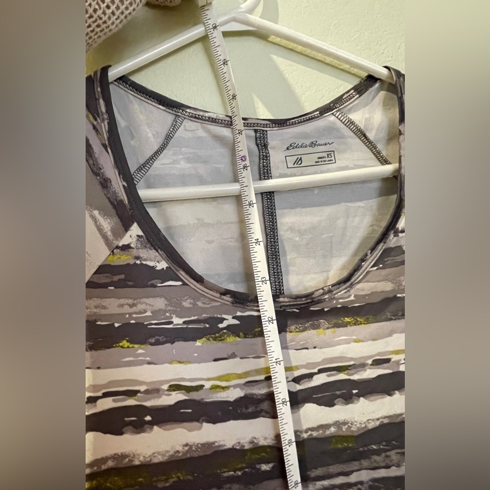 Eddie Bauer Graphic Gray Brown Fitted Tee - Picture 4 of 8